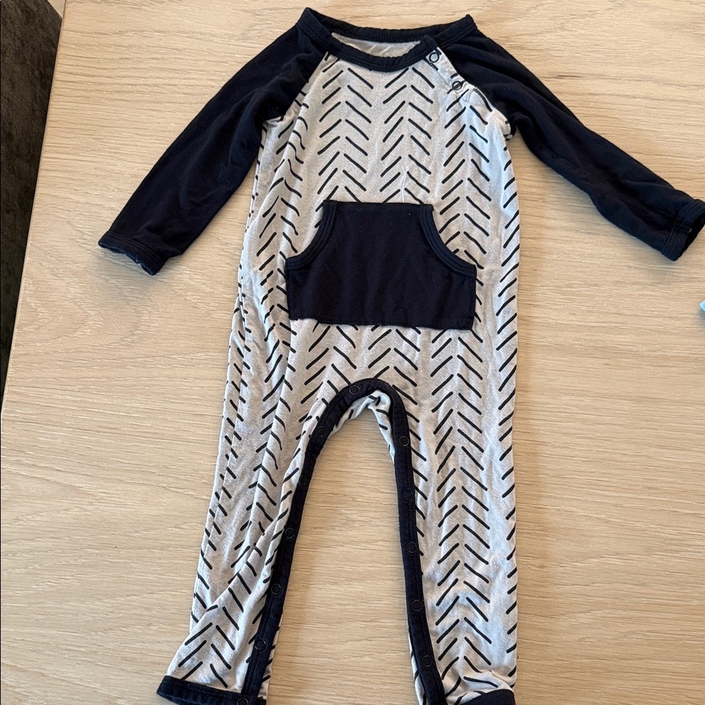 Kyte Baby longalls NWOT 6-12m